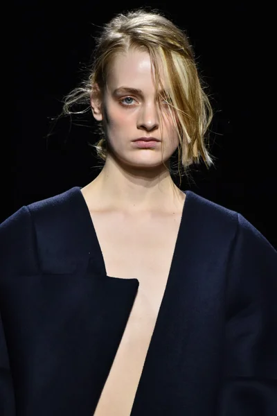 Jacquemusská přehlídka jako součást týdne módy Paříž — Stock fotografie