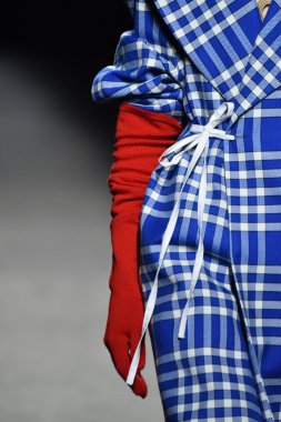 Paris Moda Haftası kapsamında Jacquemus gösterisi