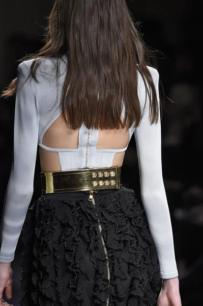 Balmain gösterisi olarak Paris moda haftası — Stok fotoğraf