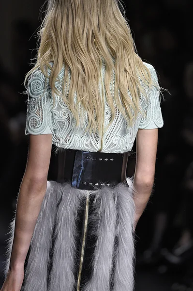 Balmain-showet som en del av Paris Fashion Week – stockfoto