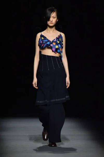 Jacquemus show als onderdeel van de Paris Fashion week — Stockfoto