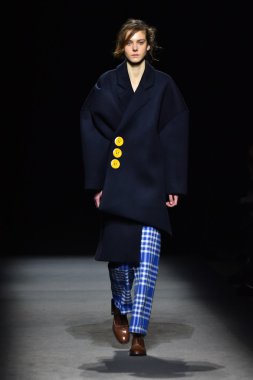 Paris Moda Haftası kapsamında Jacquemus gösterisi