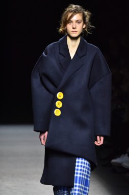 Paris Moda Haftası kapsamında Jacquemus gösterisi