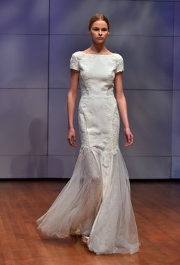 Rivini gelin pist Show