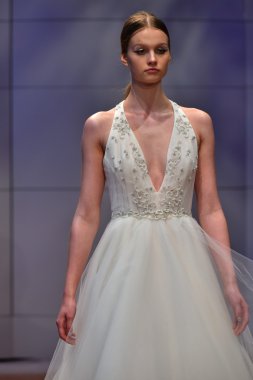 Rivini gelin pist Show