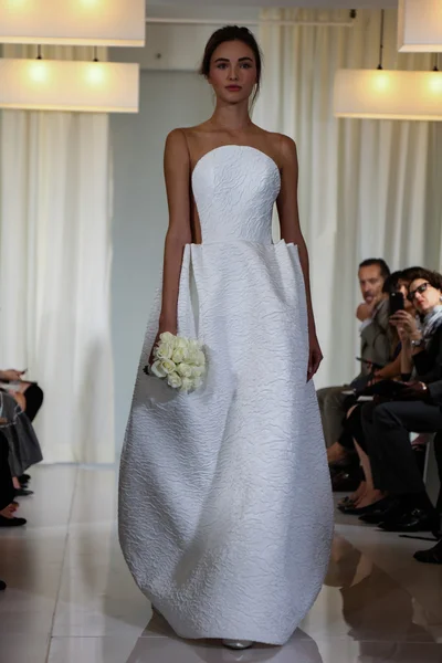 Angel Sanchez Bridal Runway Show — Stock Photo, Image