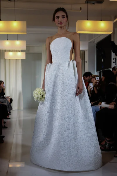 Angel Sanchez Bridal Runway Show — Stock Photo, Image