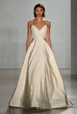 Amsale Gelin Koleksiyonu