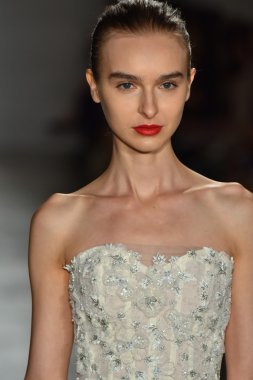 Amsale Gelin Koleksiyonu