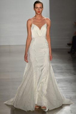 Amsale Gelin Koleksiyonu