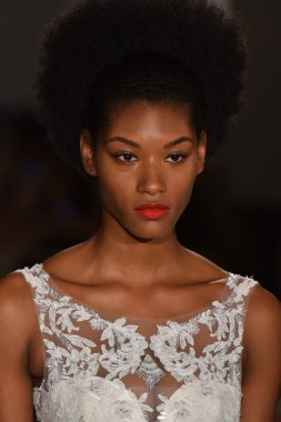 Amsale Gelin Koleksiyonu