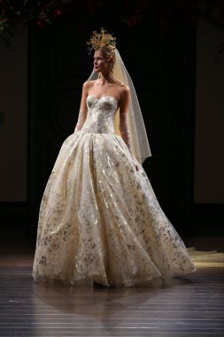 Naeem Khan Couture Gelin Koleksiyonu