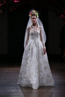 Naeem Khan Couture Gelin Koleksiyonu