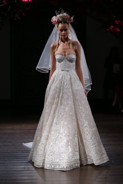 Naeem Khan Couture Gelin Koleksiyonu