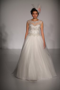 Maggie Sotero Couture gelinlik koleksiyonu