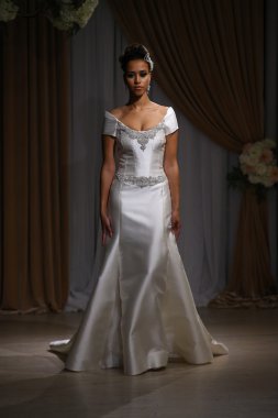 Jean Ralph Thurin gelin sonbahar/kış 2016 pist Show