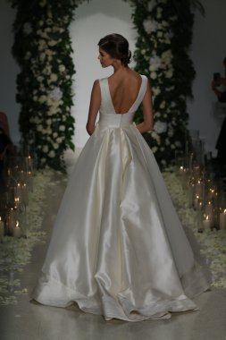 Anne mavna Gelin Koleksiyonu gösteri