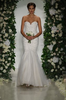 Anne mavna Gelin Koleksiyonu gösteri