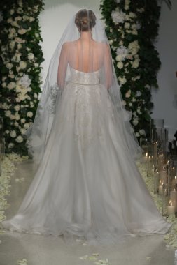 Anne mavna Gelin Koleksiyonu gösteri