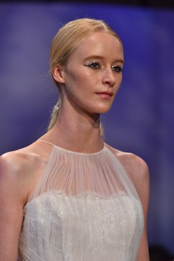 Rivini gelin pist Show