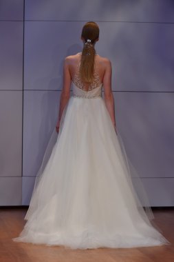 Rivini gelin pist Show