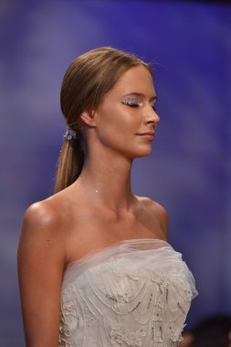 Rivini gelin pist Show