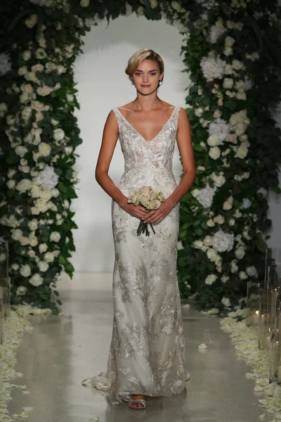 Anne pråm Bridal collection show — Stockfoto