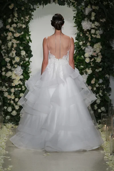 Anne pråm Bridal collection show — Stockfoto