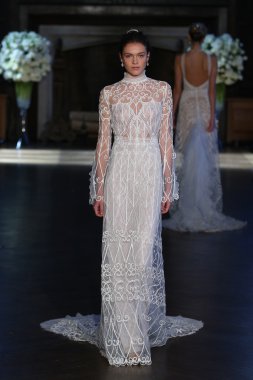 Alon Livne beyaz sonbahar/kış 2016 Couture gelinlik koleksiyonu