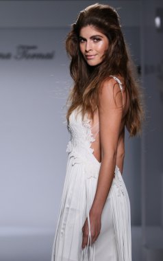 Prina Tornai sonbahar/kış 2016 Couture Gelin Koleksiyonu