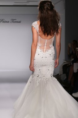 Prina Tornai sonbahar/kış 2016 Couture Gelin Koleksiyonu