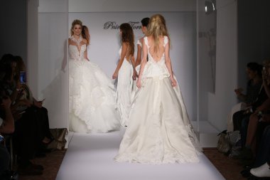 Prina Tornai Couture gelinlik koleksiyonu