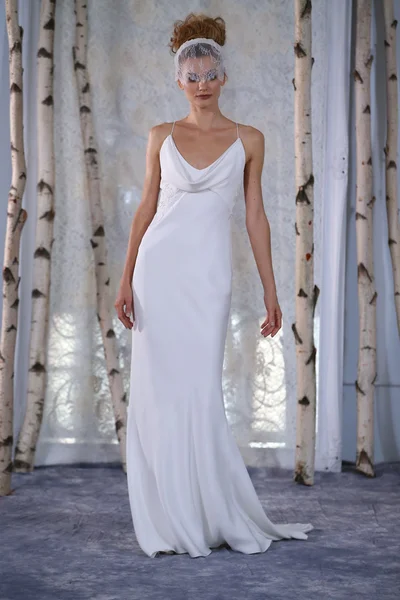 Elizabeth Fillmore Couture Bridal Collection — Stock Photo, Image