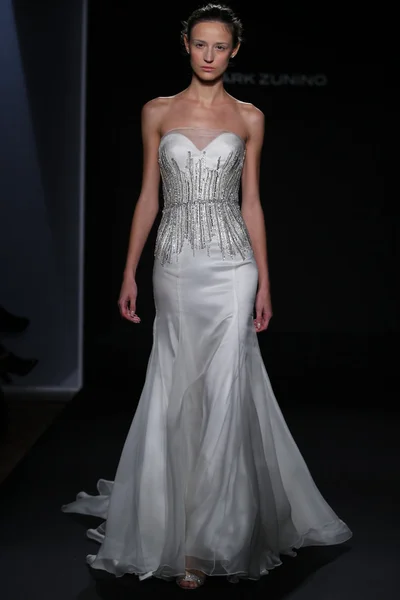 Mark Zunino Couture Bridal Collection — Stock Photo, Image