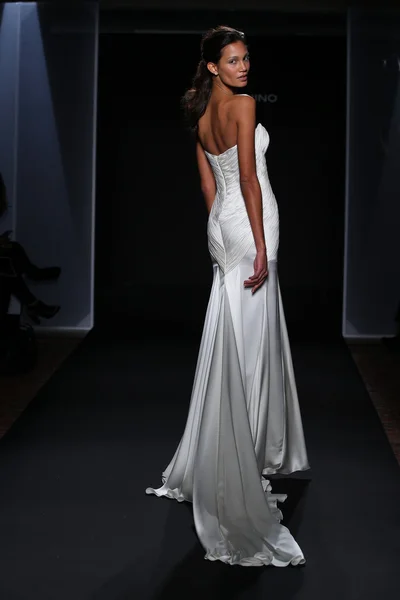 Collezione nuziale Mark Zunino Couture — Foto Stock