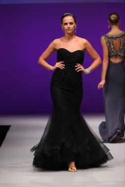 Mon Cheri Bridal sonbahar kış 2016 pist Haritayı