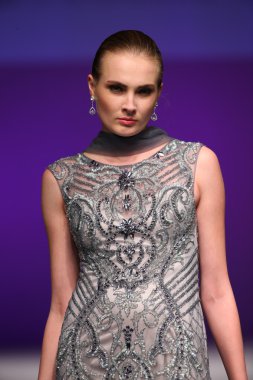 Mon Cheri Bridal pist Show