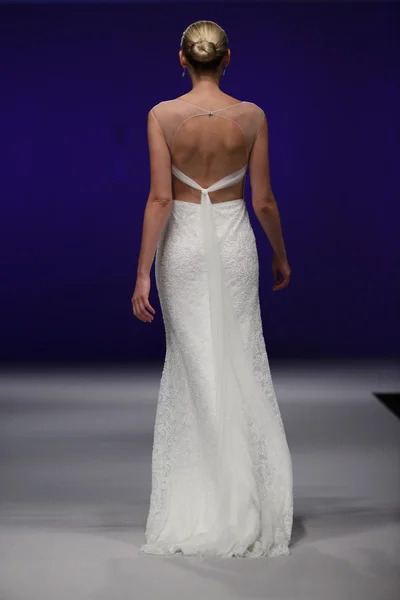 Mon Cheri Bridal Runway Show — Stock fotografie