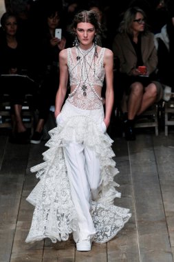 Alexander McQueen show