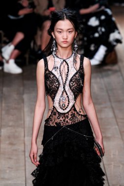 Alexander McQueen show