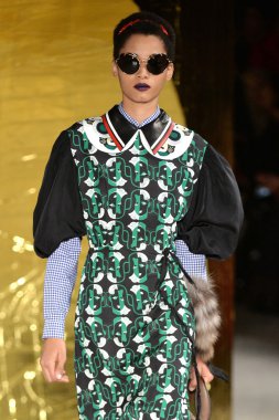 Paris Moda Haftası kapsamında Miu Miu gösterisi