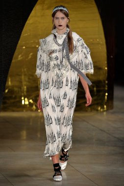 Paris Moda Haftası kapsamında Miu Miu gösterisi