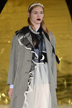 Paris Moda Haftası kapsamında Miu Miu gösterisi