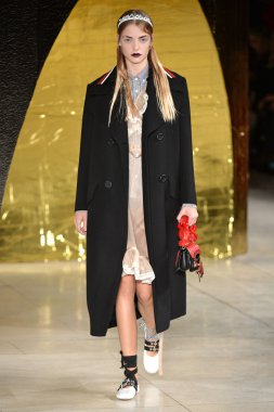 Paris Moda Haftası kapsamında Miu Miu gösterisi