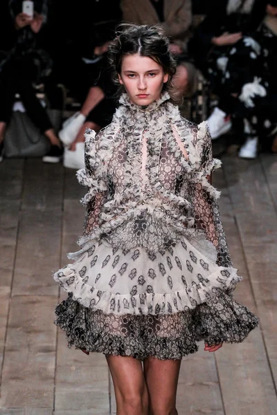 Alexander McQueen show — Stock fotografie