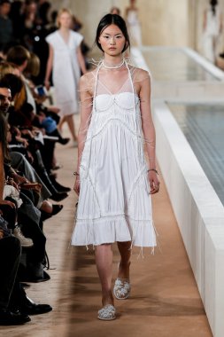 Paris Moda Haftası kapsamında Balanciaga gösterisi