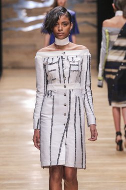 Guy Laroche gösterisi 