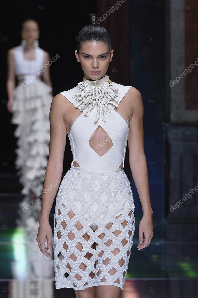balmain kendall jenner