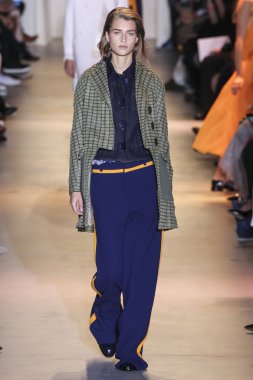 John Galliano gösteri 