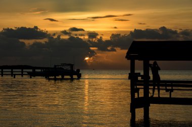 Florida Keys tropikal konumunu gün batımında